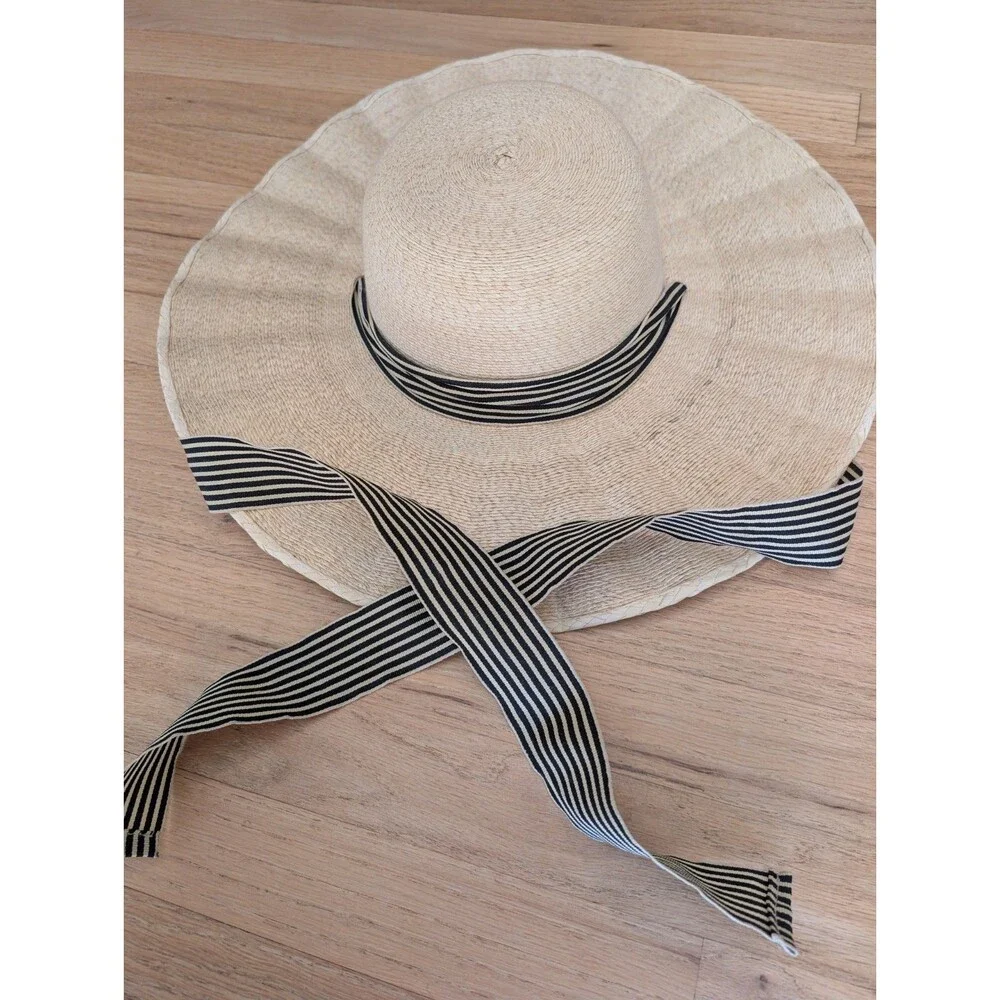 Sispara De La Funte Women's Hat